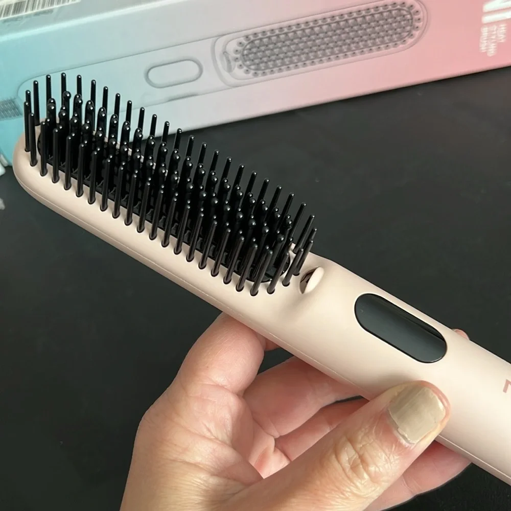 Pink Mini Hair Straightener Brush Comb‎ 3 Temp Settings & Dual Voltage #HA4